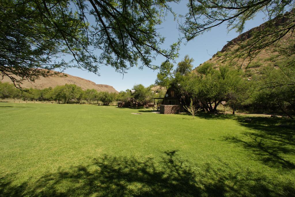 Vila Ko Ka Tsara Bush Camp Beaufort West Exteriér fotografie